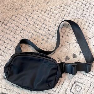 Everywhere Belt Bag
